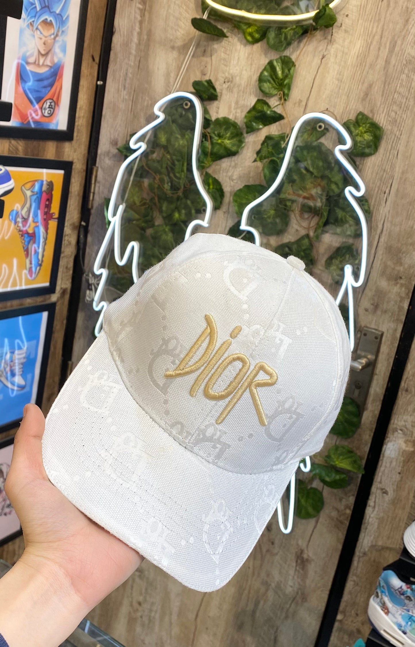 OID White Cap Gold Embroidery 987337