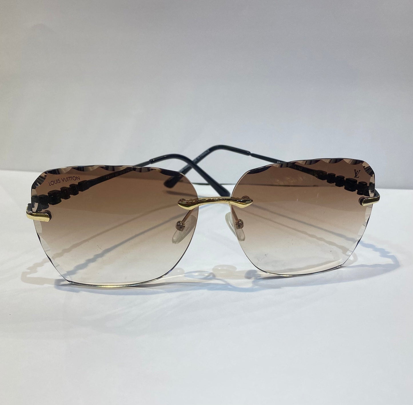 VL UOL Black Frame Brown Shade Unisex Sunglasses 68111 62 12 142