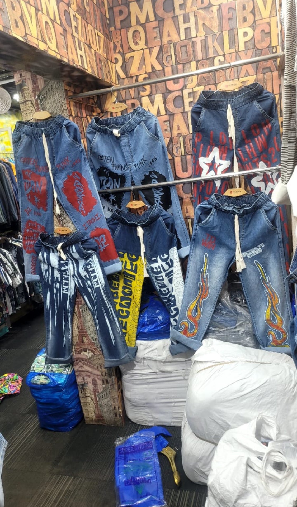 Import Jeans Blue Colour Red GATEN Twins Print Straight Fit H9003