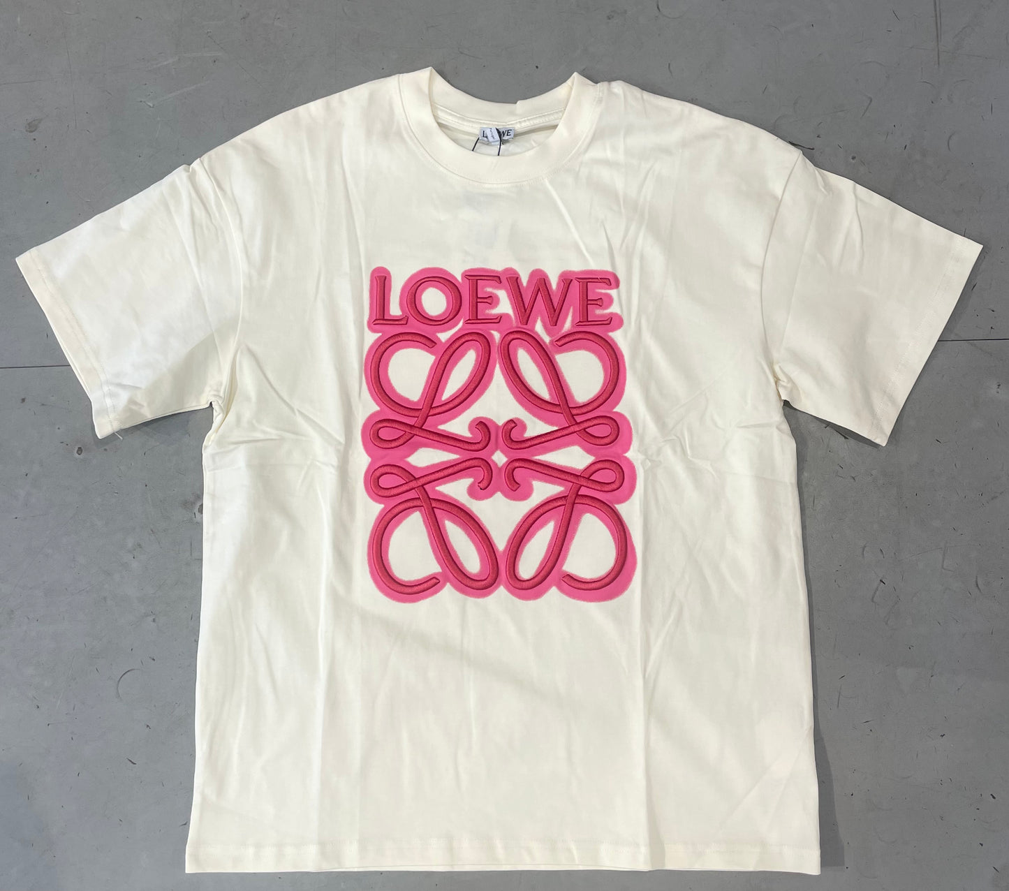 EOL LOE Cream Colour Pink Embroidery Round Neck Unisex T-shirt 46207