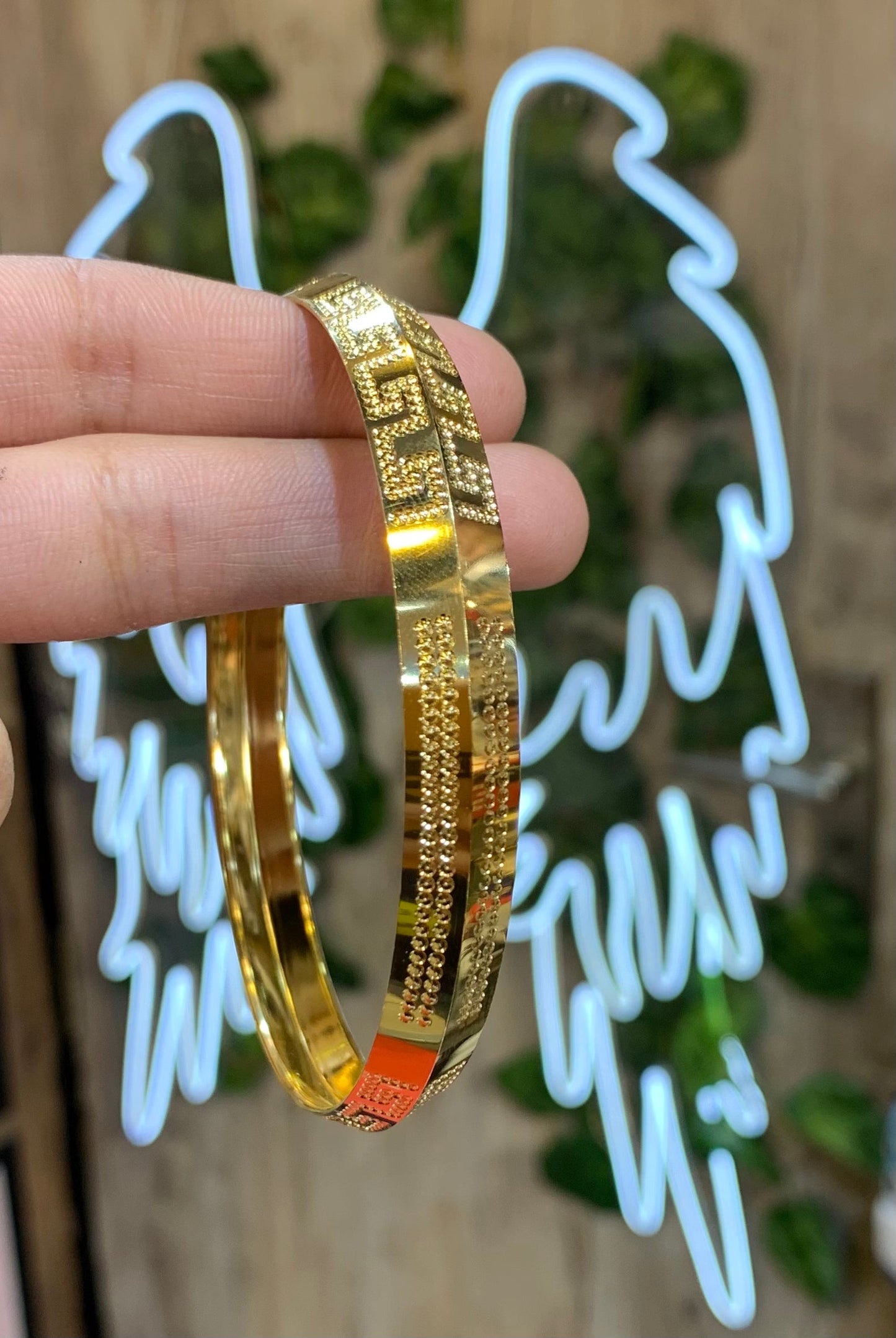 Designer Gold Premium Quality Unisex kada 820010