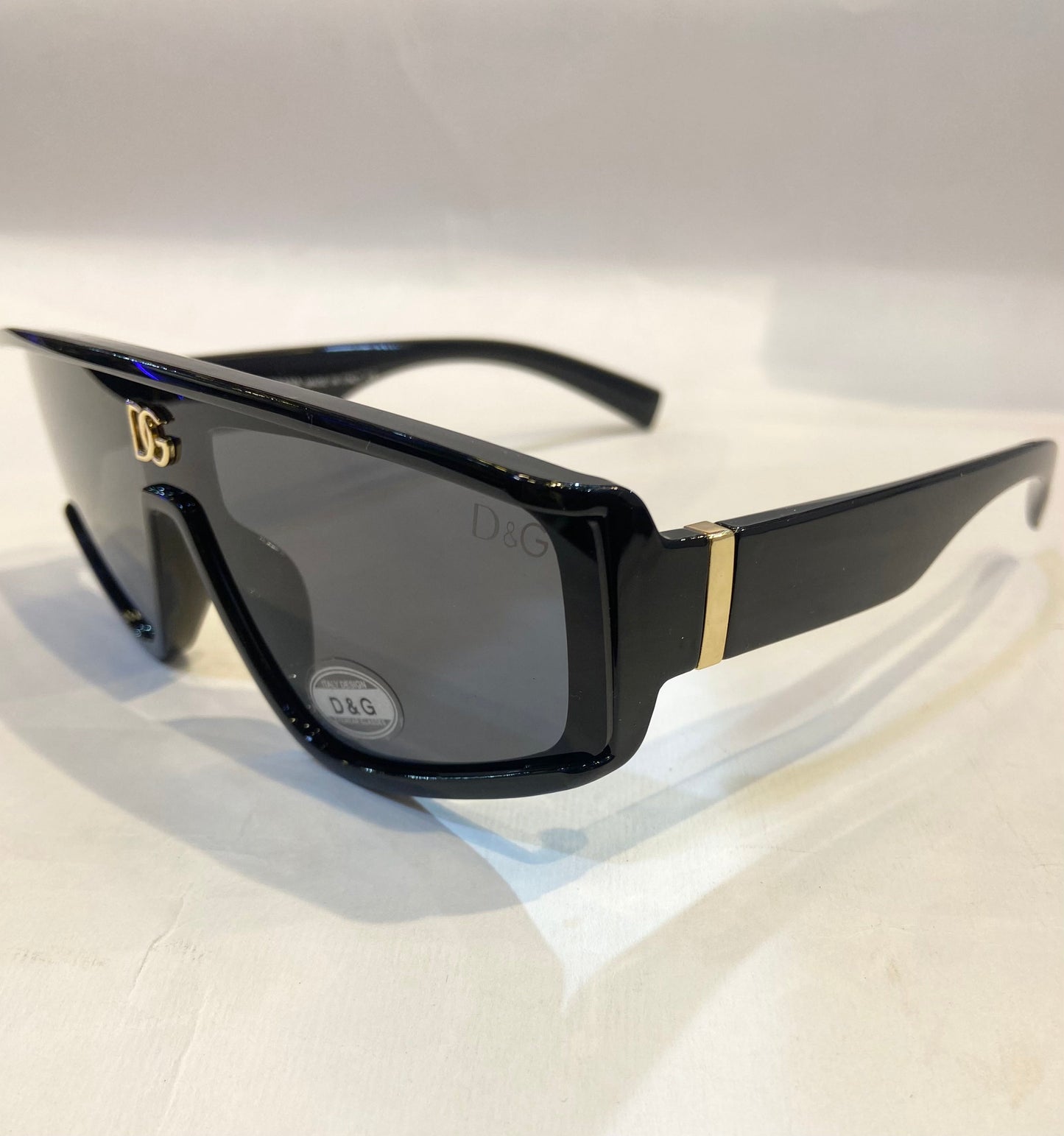 LOD Black Frame Black Shade sunglass 9529 144-137