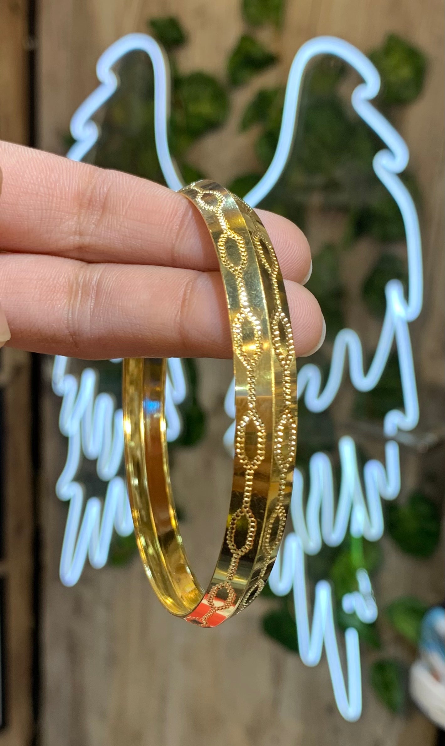 Designer Gold Premium Quality Unisex kada 820006