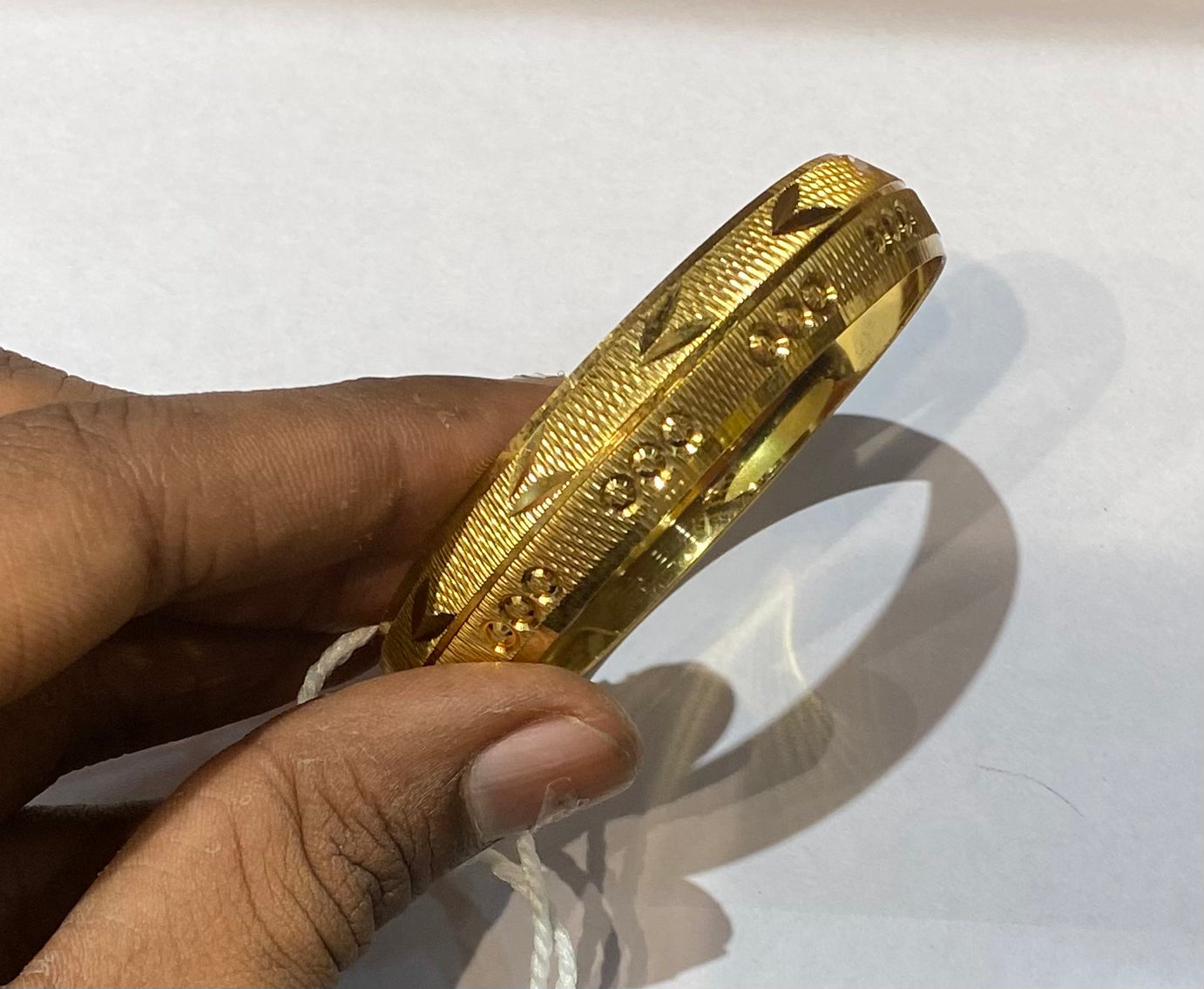 Gold Colour Premium Quality Unisex Kada 54323
