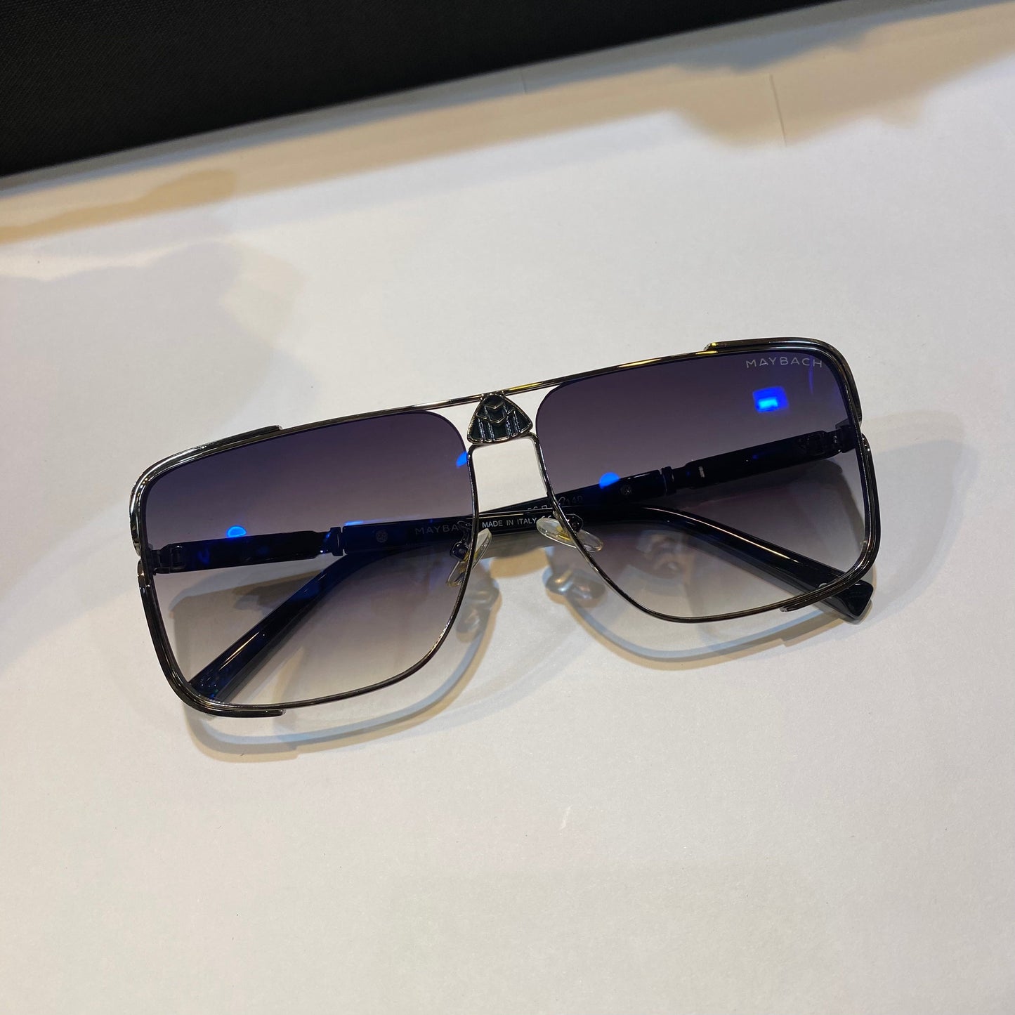 Yam Graise Black Frame Blue Tinted Glass Black Shade Unisex Sunglass GZ1295 56 18 140