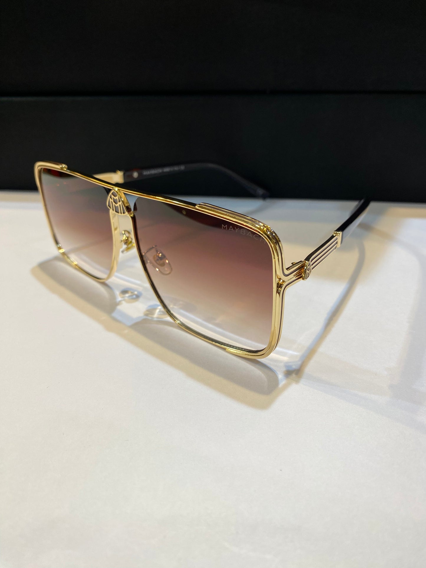 YAM MAY Golden Frame Brown And White Double Shade Unisex Sunglass GZ1295 56 18 140
