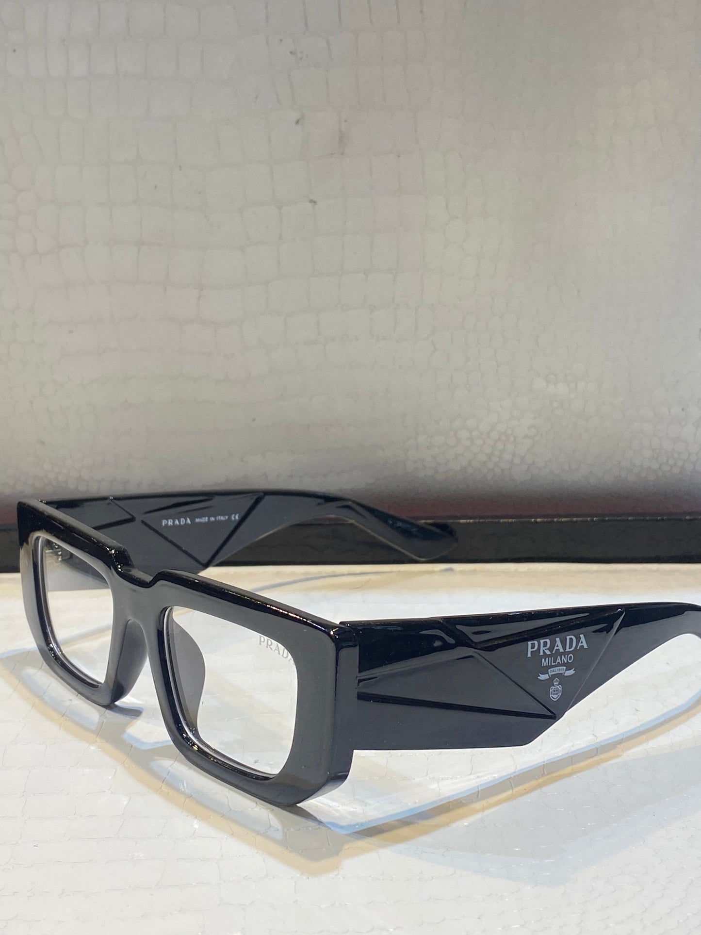 ARP Black Frame Transparent Shade Unisex Sunglass 98045 52 17-142