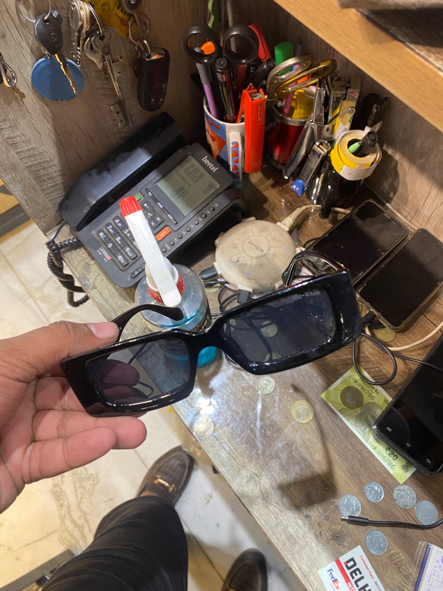 Off Black Fram Black Shade Sunglass