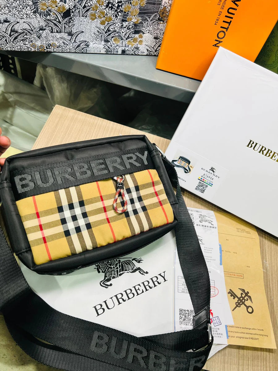 RUB BUR Check Print Unisex Side Sling Bag 87690