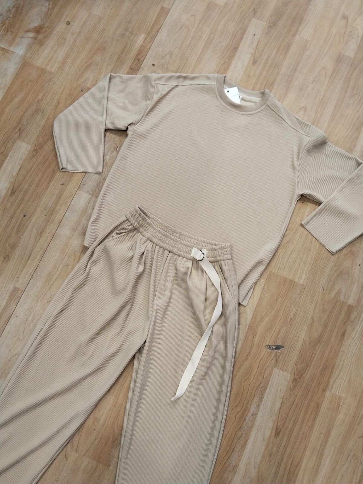 Important Coat set Cream Colour Full Sleeve Tshirt & Lower K2682