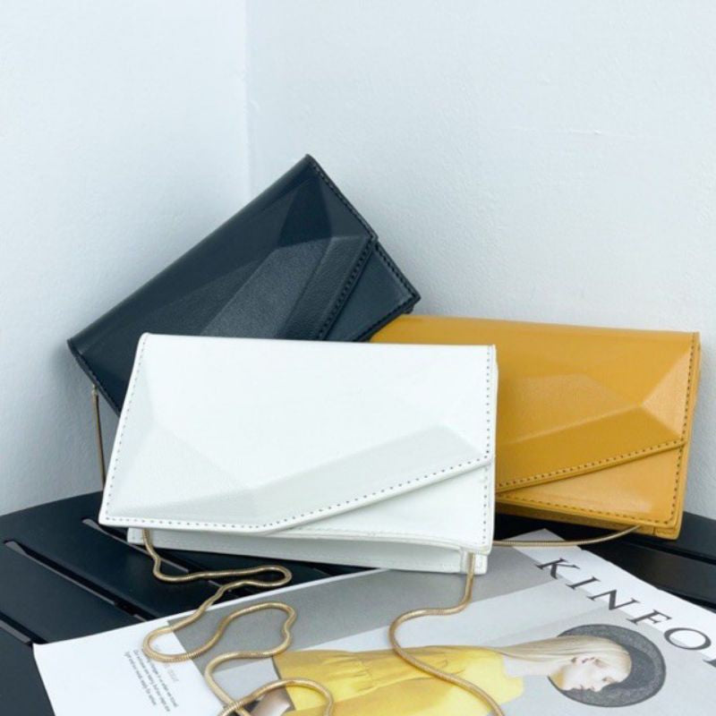 Geometric Chain Link Belt Bag CHARLES KEITH KR Bag – Luxury D'Allure