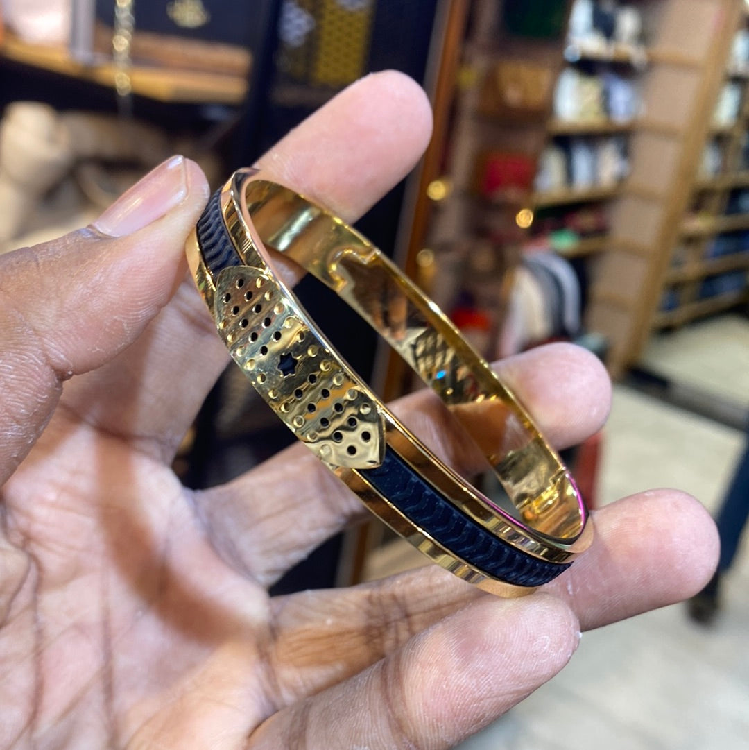 Black Gold Color Premium Quality Kada Bracelet 502426