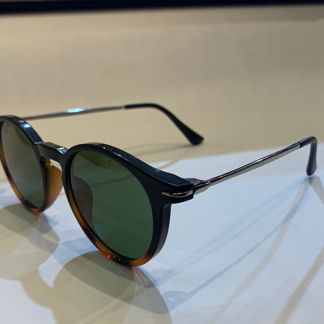 VAD Glossy Black Brown Frame Green Shade Unisex Sunglasses UM1898 C6 51 22-145