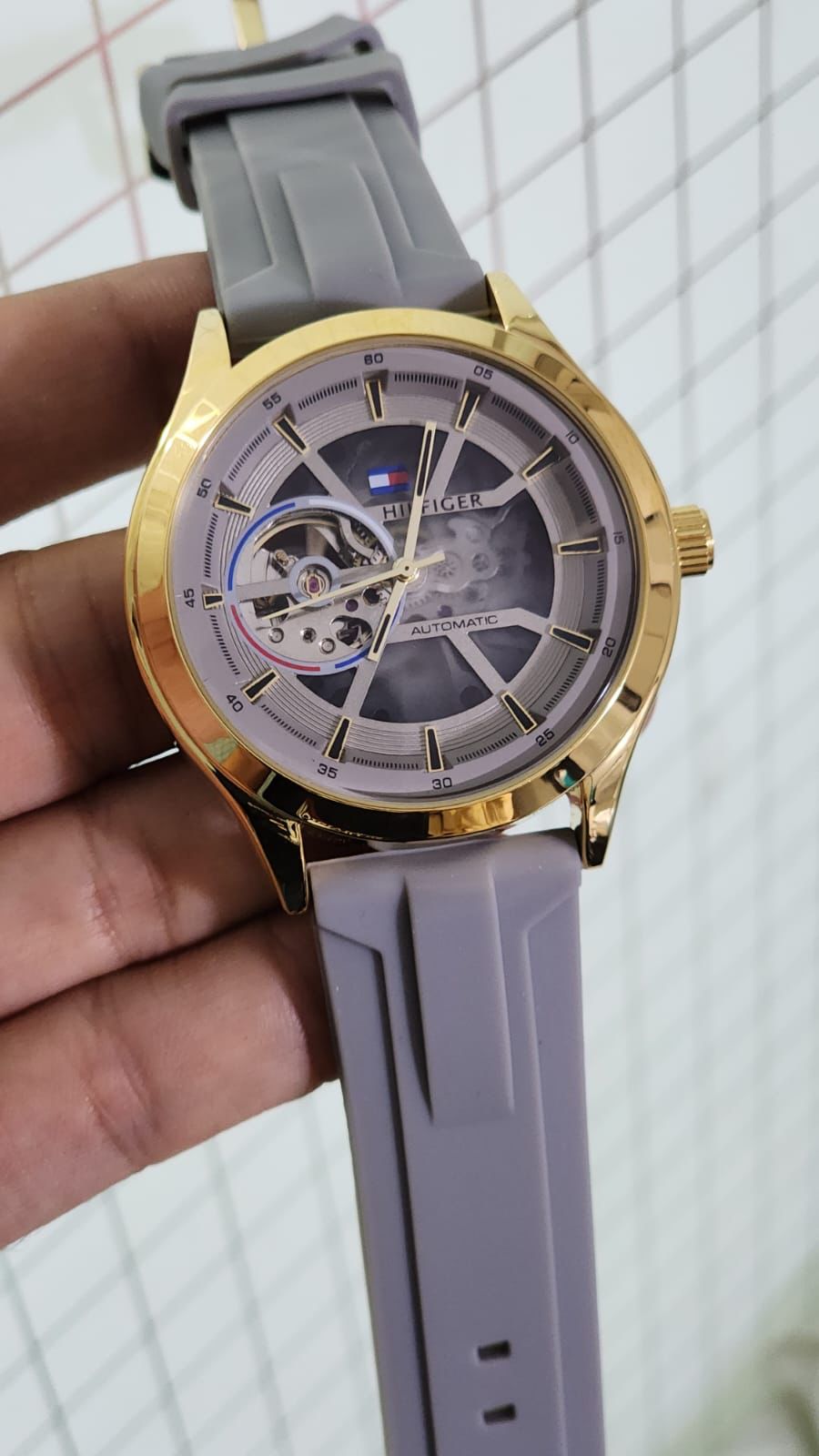 Mot Grey Silicon Strap Gold Ring Grey Dial Automatic Men Watch 901370