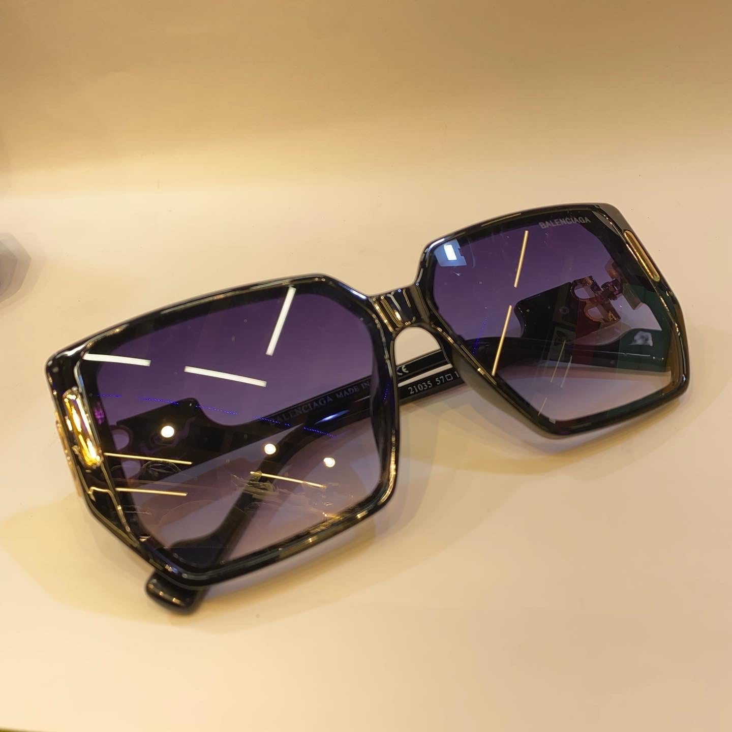 LAB Black Frame Blue Shade Unisex Branded Sunglasses 21035 57 18-138