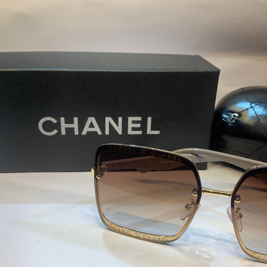AHC Gold Frame Brown Shade with Unisex Branded Sunglass CN8207 6314-138