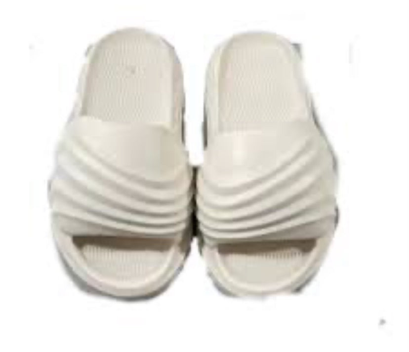 Lab Bal Cream Colour Slipper 935412