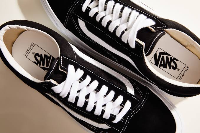 Black White Sneakers Old School Sneaker Shoes (721277)