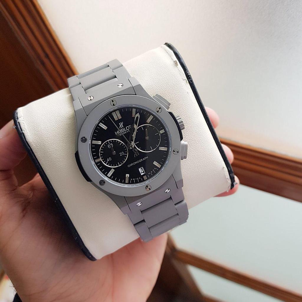 Buh Silver Chain Black Dial Chrono Watch For Men 400304