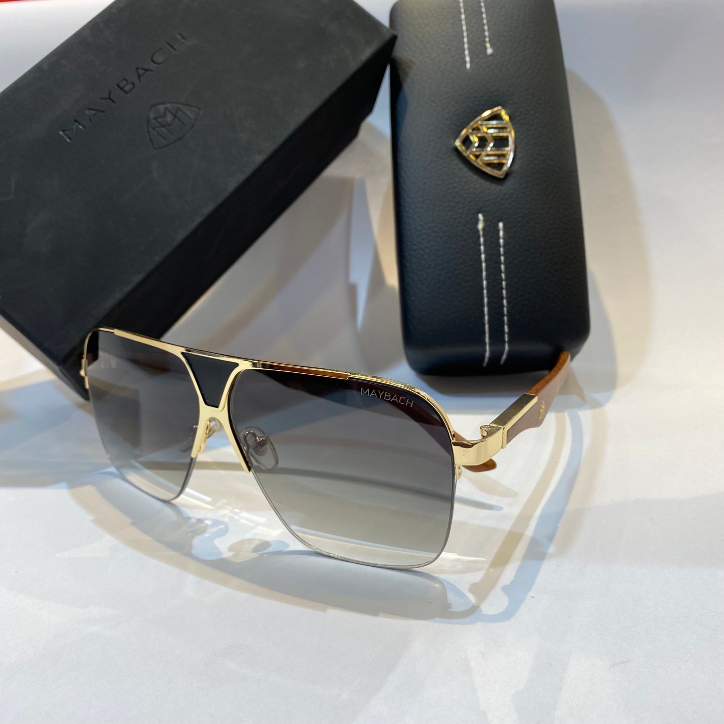 Gold Frame Brown Woody Stick Green Shade Unisex Branded Sunglasses BS879 57 19-141