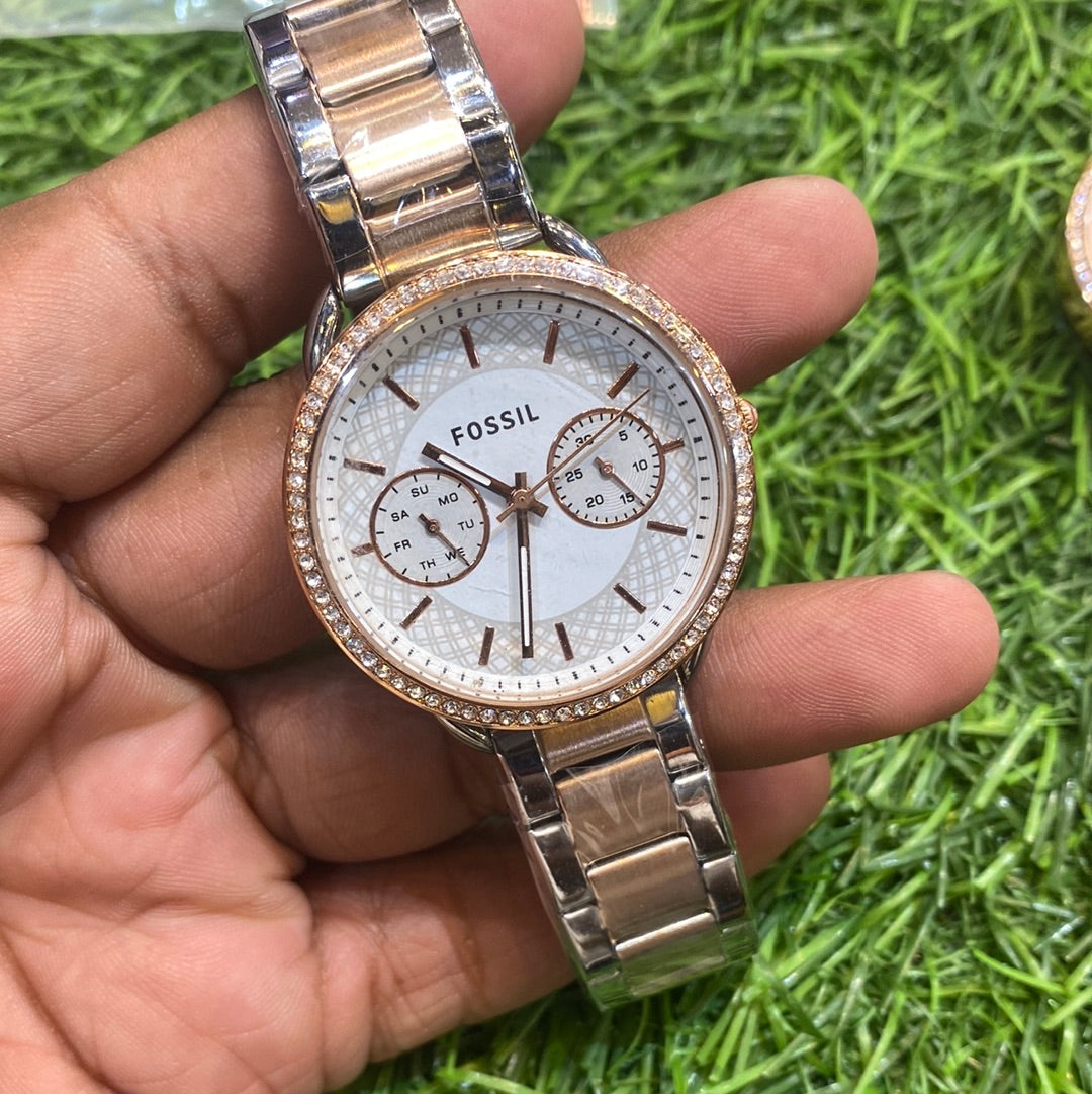 Sof Copper Silver Chain White Dial Ladies Watch 401278