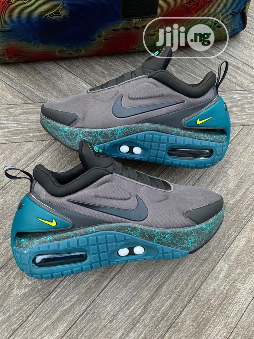 KIN Grey Green Sea Adapter Dark Black Sports Shoes 7271001