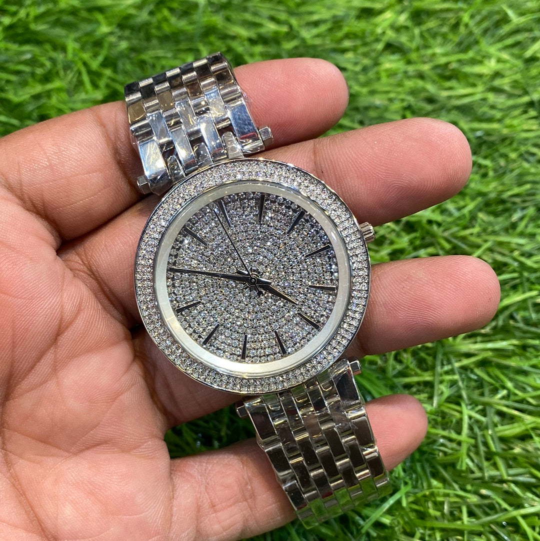 Silver Chain Silver Stud Dial Unisex Watch 401258
