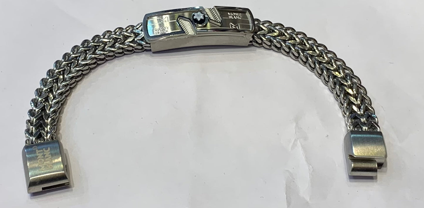 NOM Sliver Colour With Fancy Design Premium Quality Bracelet 33310