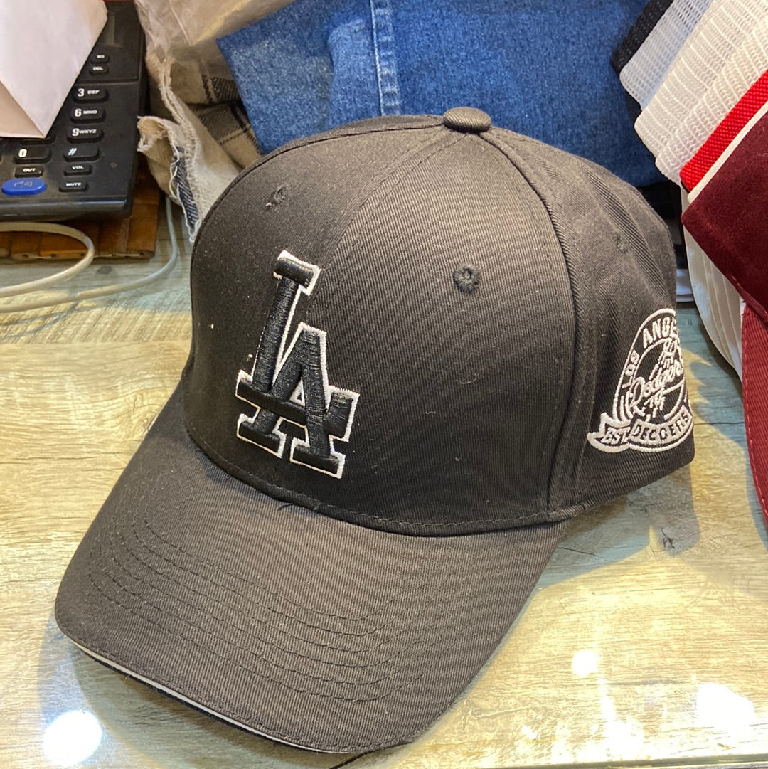 Black Cap Black Embroidery Back Side 300121