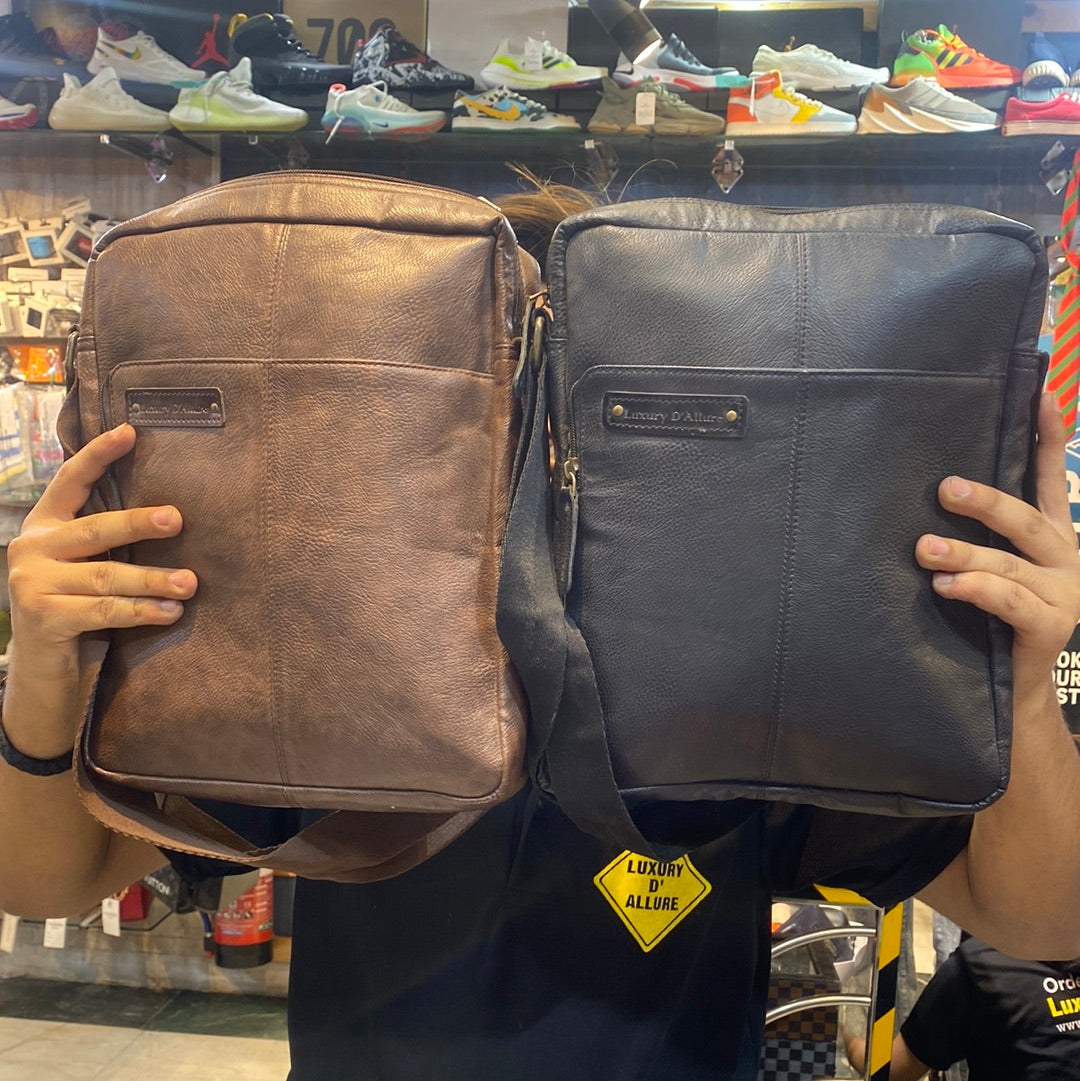 Leo Side Sling Bag LB-018