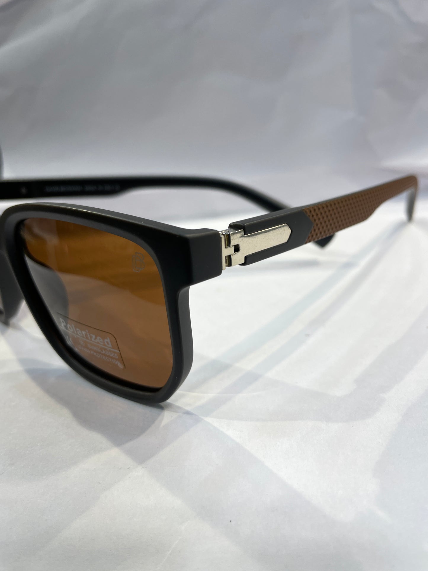 VAD DAV Black Brown Frame Brown Shade Unisex Sunglasses 8510 54 19 142