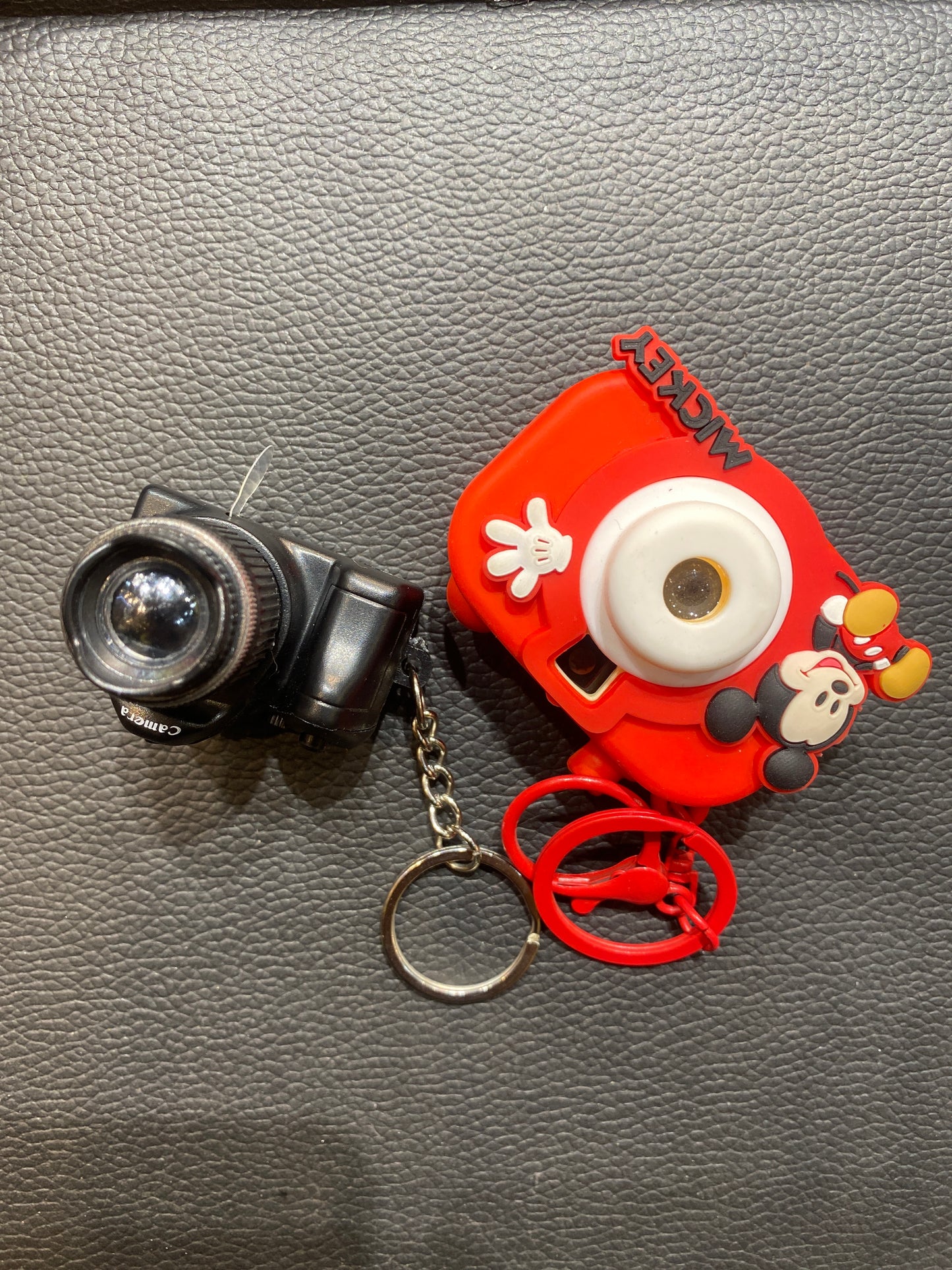 Imported Camera Keychain 988433