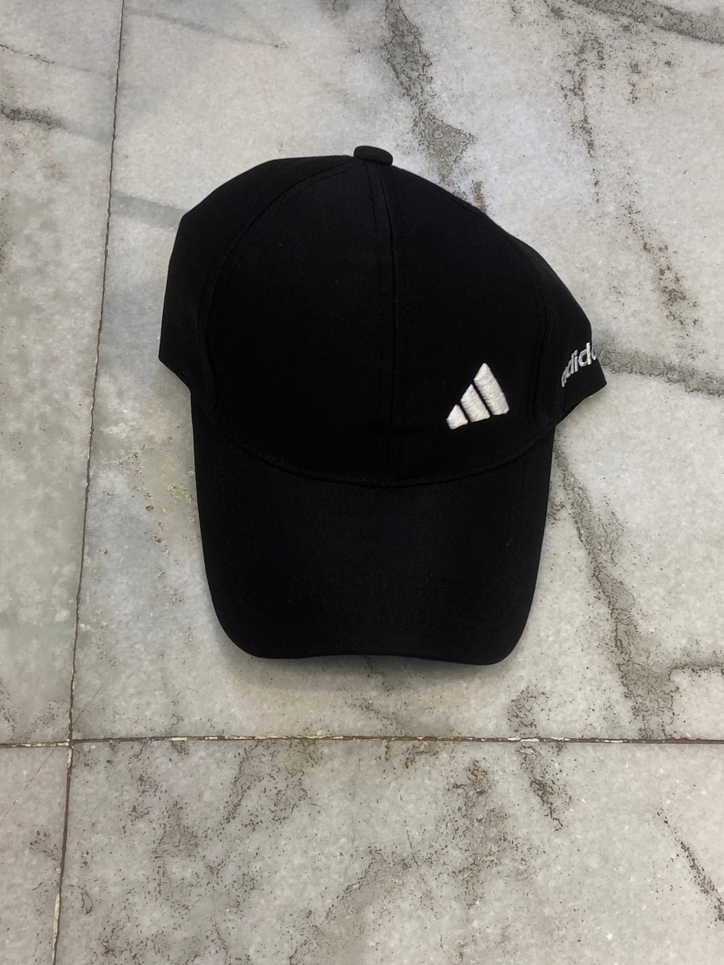 Ida Black Cap Colour Side Ida Logo White embroidery 2915