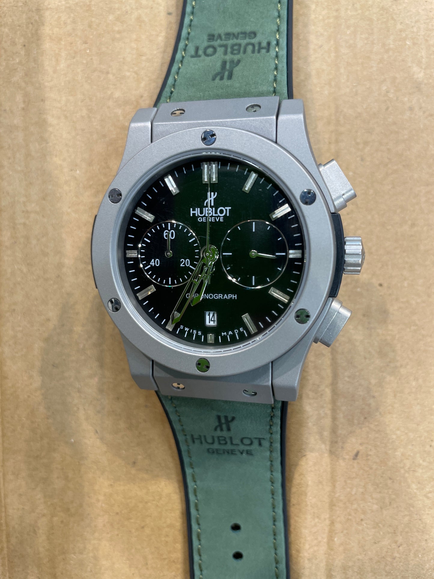BUH HUB Olive Green Strap Silver Ring Black Dial Chrono Watch For Men 400920
