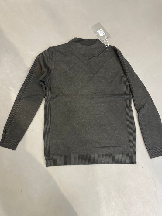 Half Neck Black Colour Premium Quality Unisex Sweater 555