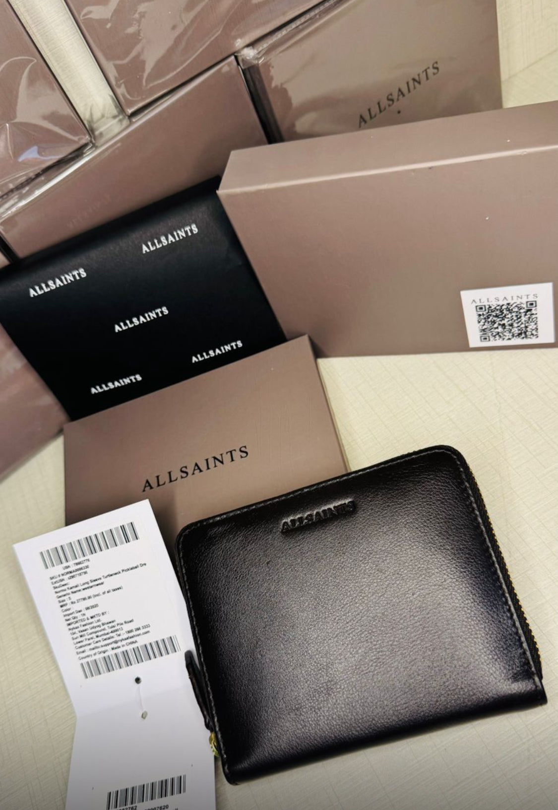 LLA ALL SYL Genuine leather Premium Quality Unisex Zipper Wallet 989724