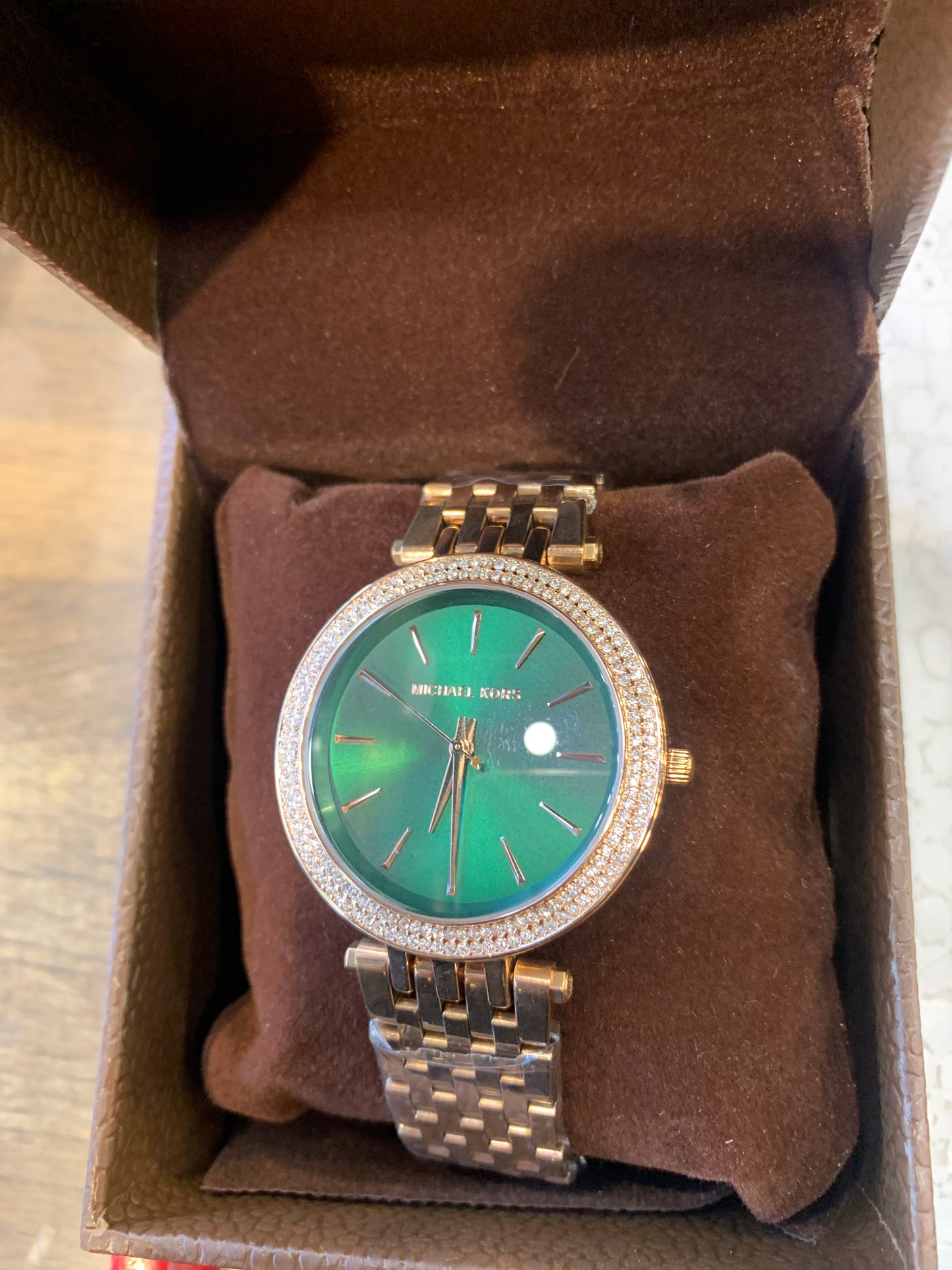 CIM Copper Chain Green Dial Copper Stud Ladies Watch 401414