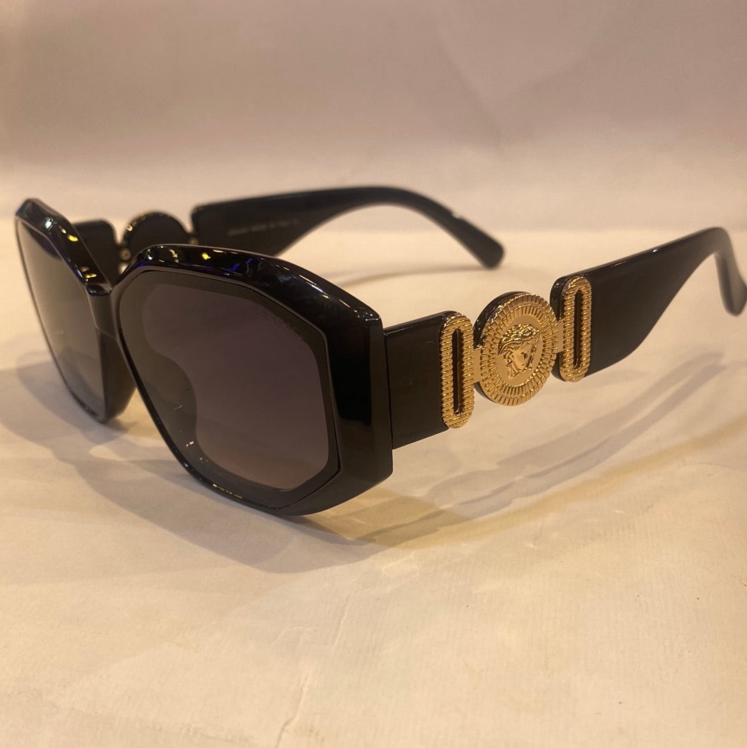 REV Black Frame Black Shade Sunglass W9069 61 12-143