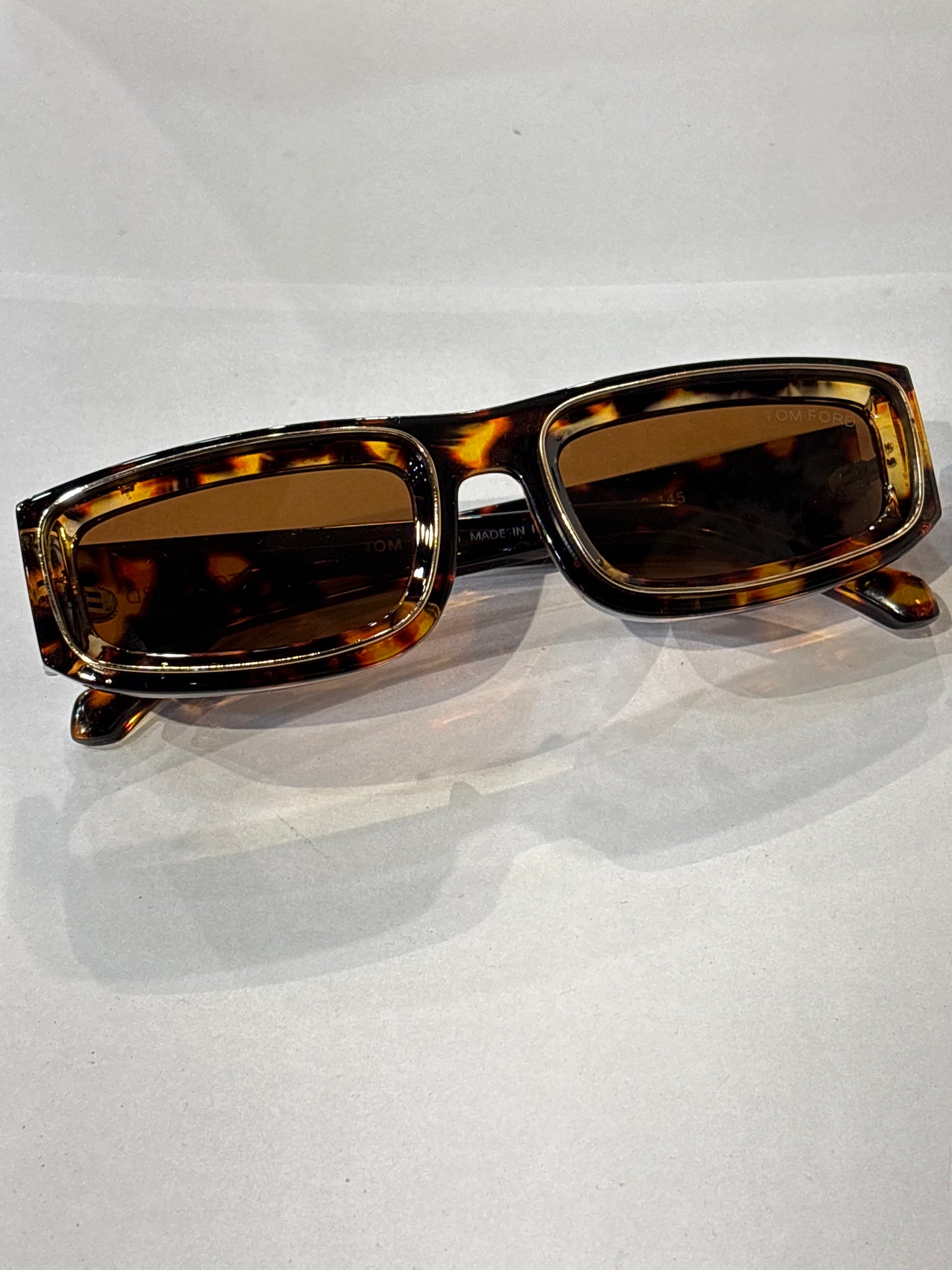 Mot Tom Brown Leopard Frame Brown Shade Unisex Sunglass ZS982135218-145
