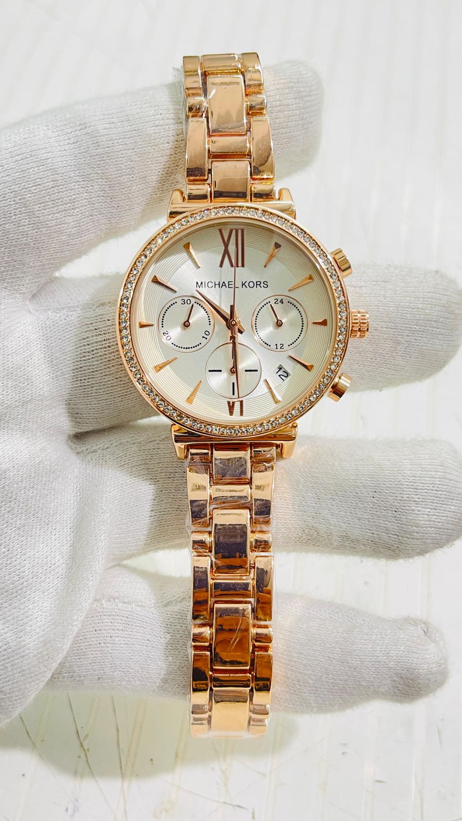 Cim Copper Slim Chain White Dial Studed Ladies Watch 989369