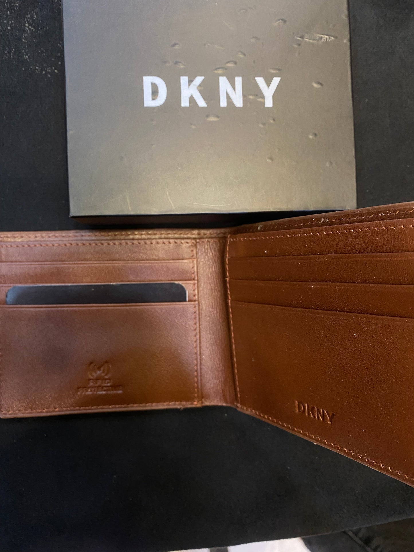 NKD DKN White Colour Genuine Leather Men Wallet 987822