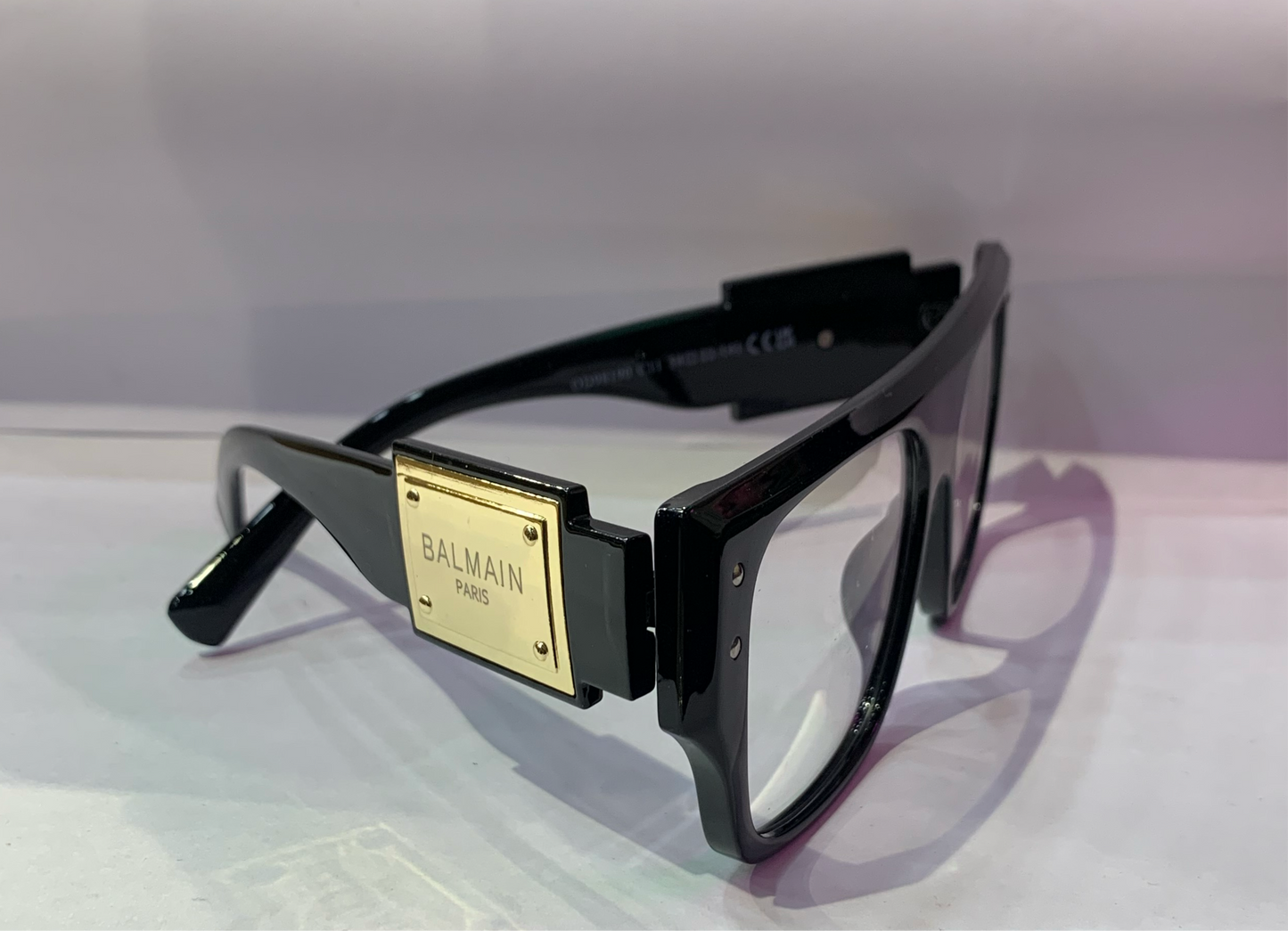 Lab Glossy Black Frame Trancy Shade Black Golden Stick Unisex Sunglasses OD98190 C11 54 22-141