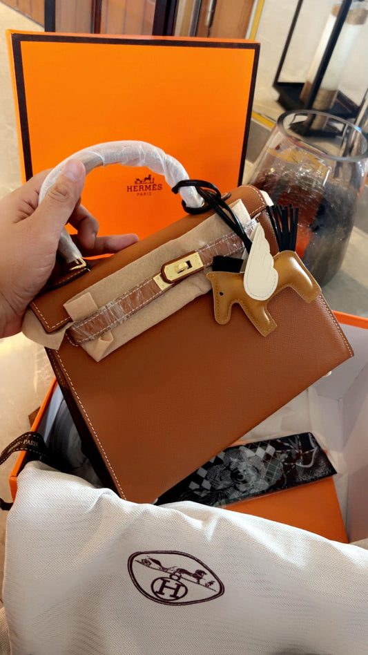 REH Brown Colour With premium Quality Ladies Hand Bag C021