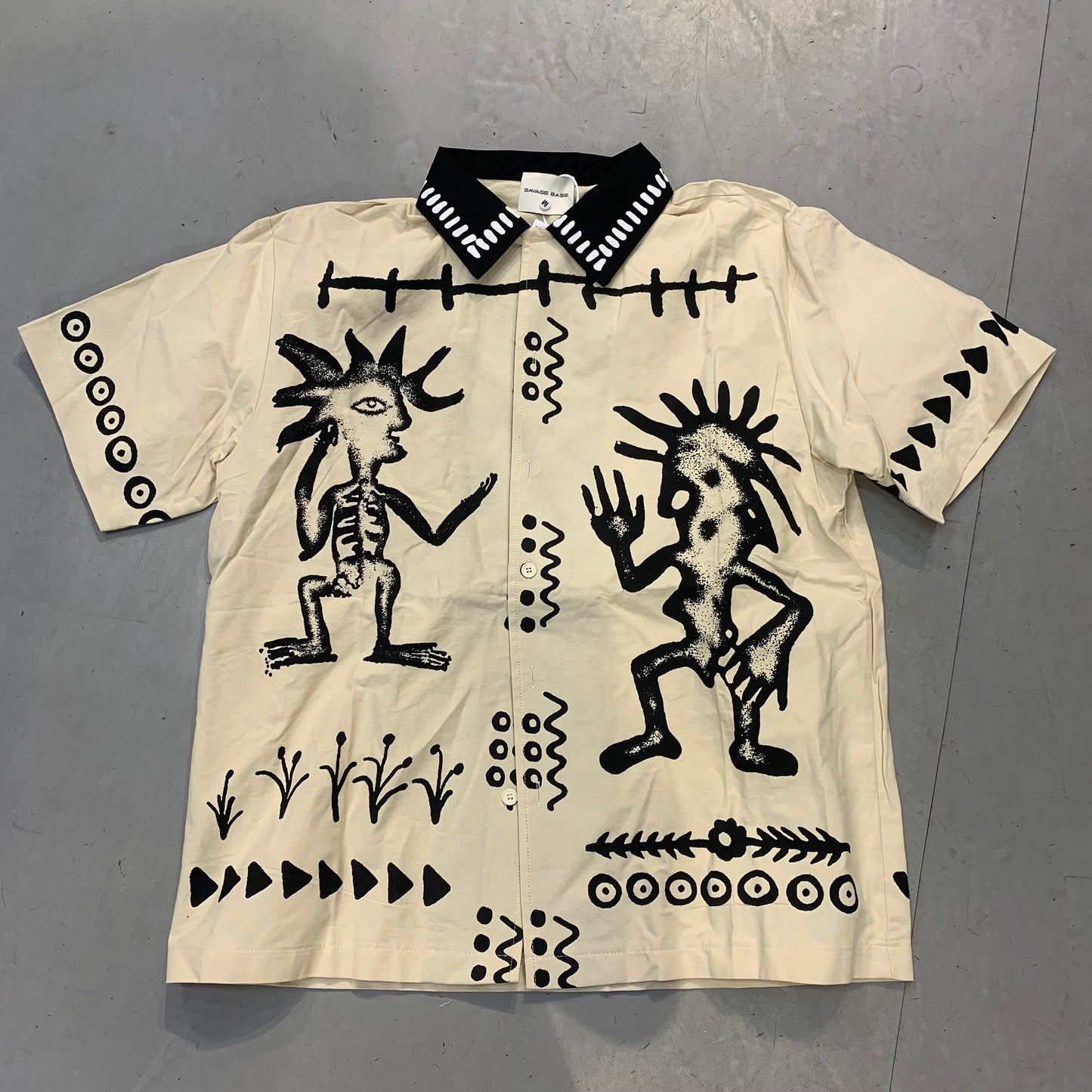 SAVAGE BASE Cream Colour Black Coller With Black Print Imported Unisex Shirt YR9340
