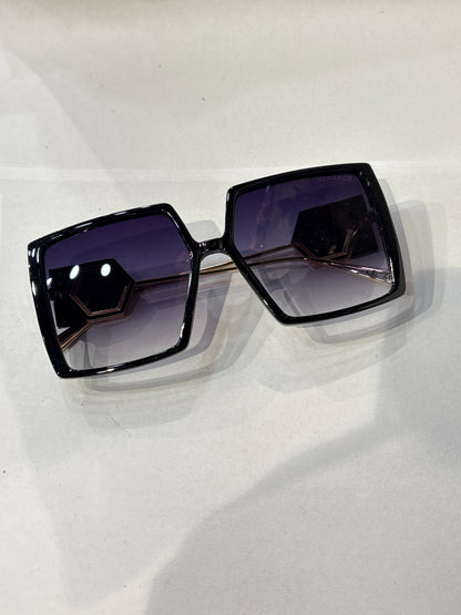 Rev Ver Black Gold Frame Black Shade Sunisex Sungless Sun043