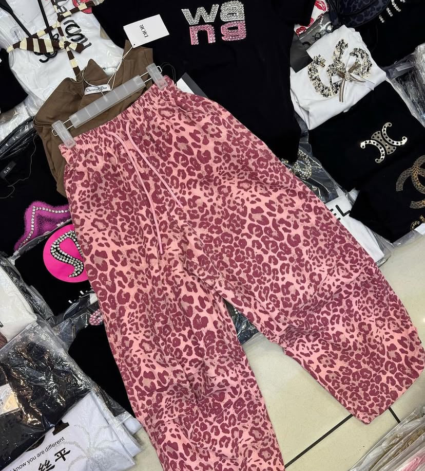 Pink Leopard Print Imported Premium Quality Unisex Cargo Jeans K8647
