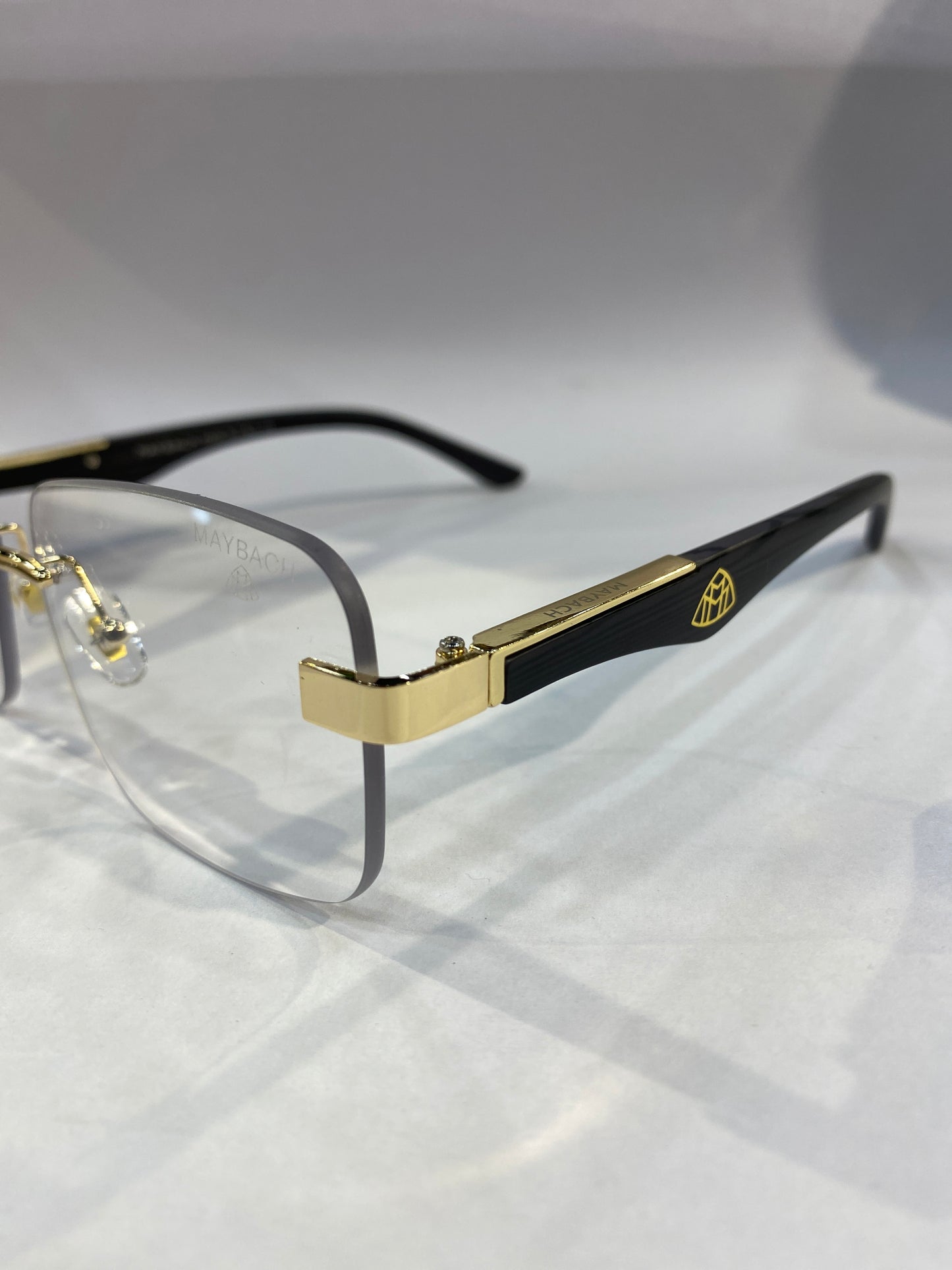 YAM Frameless Golden Black Stick Trancy Shade Unisex Sunglass T82200411/S 56 18 146