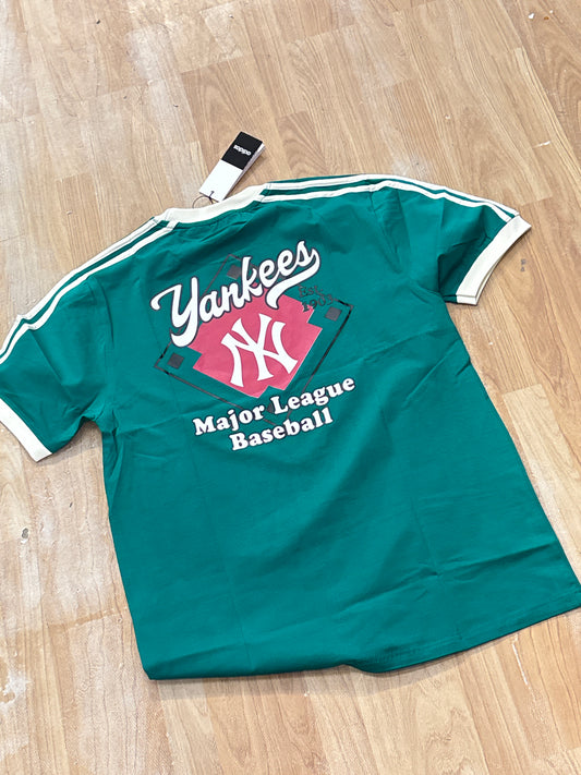 Adi Ida wen Newyo Yankees Green White Colour Half Sleeve  Baseball Round Neck Premium Quality TShirt 988800