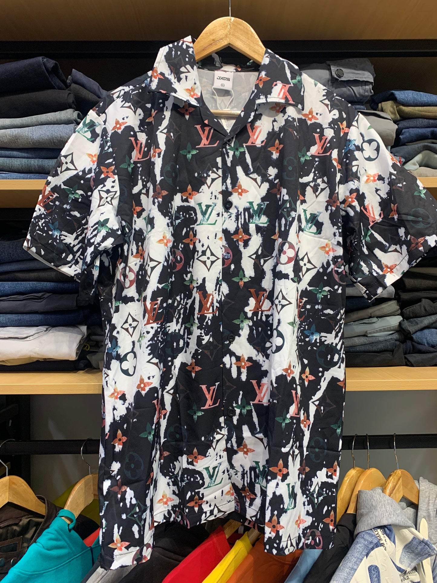 VL Black Pink Colour With VL Print Premiere Quality Half Sleeves Shirts 65708