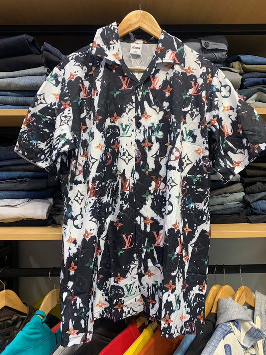 VL Black Pink Colour With VL Print Premiere Quality Half Sleeves Shirts 65708